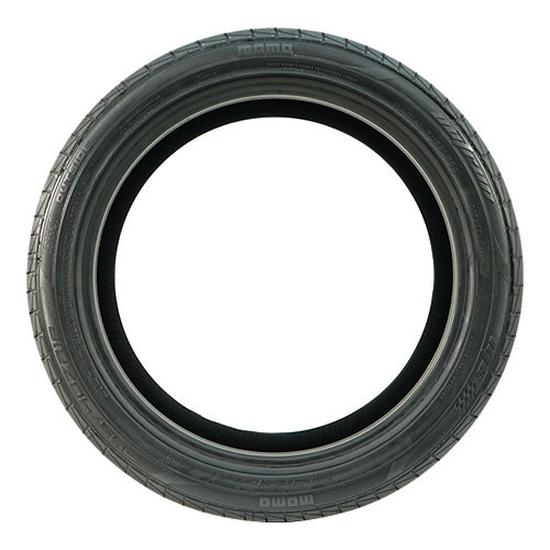 MOMO OUTRUN M-3 205/45R17 88V XL - 国内最大級！輸入タイヤ