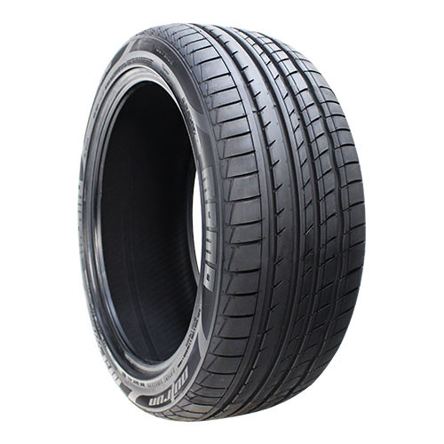 OUTRUN M-3 225/45R18 95W XL