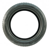 MOMO OUTRUN M-3 235/45R18.Z 98Y XL