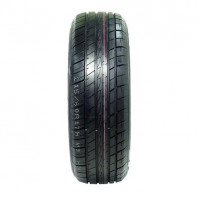 NOVARIS ROHGUE VF 17x7.0 42 114.3x5 BK/RED + MOMO A-LUSION M-9 235/65R17 108V XL