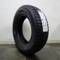 【4本セット】【ｱｳﾄﾚｯﾄ】MAXTREK TREK M7 215/70R16 100S ｽﾀｯﾄﾞﾚｽ