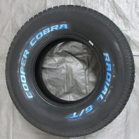【ｱｳﾄﾚｯﾄ】COOPER COBRA RADIAL G/T 255/70R15 108T