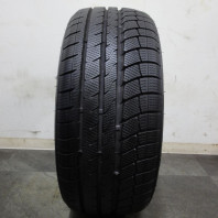 【中古】DAVANTI WINTOURA+ 245/40R18 97V XL スタ