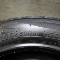【中古】NANKANG AW-1 175/60R16 82Q スタッドレス