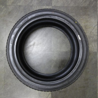 【中古】MOMO TOPRUN M-300 225/40R18.Z 92Y XL