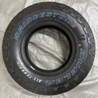 【中古】BridgestoneDuelera/T002OWL235/75R15 109TXL