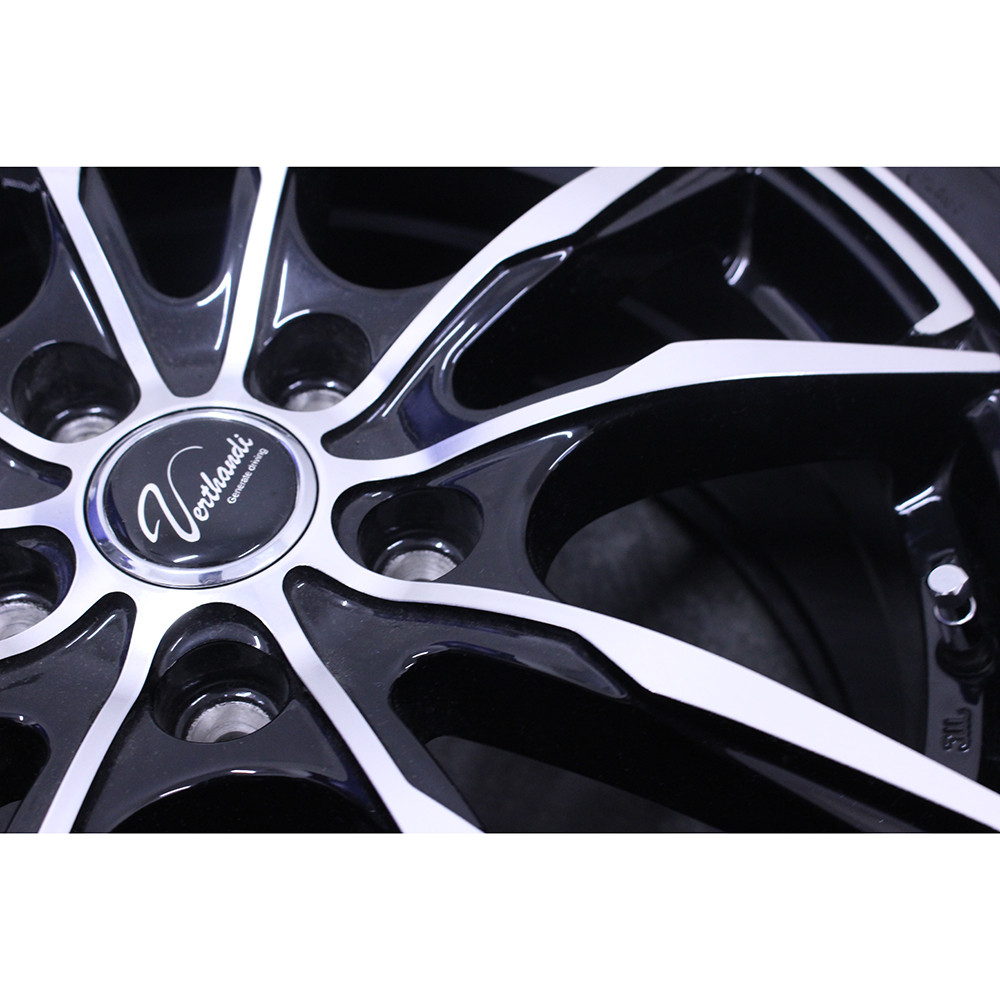 お得NANKANGスタッドレスタイヤとVerthandiホイールセットトヨタNOAHに使用