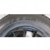 【ｱｳﾄﾚｯﾄ】KIR VN 15x6.0 45 139.7x6 BK E25～専用 + 【ｱｳﾄﾚｯﾄ】BS BLIZZAK VL1 195/80R15 107/105L LT ｽﾀ