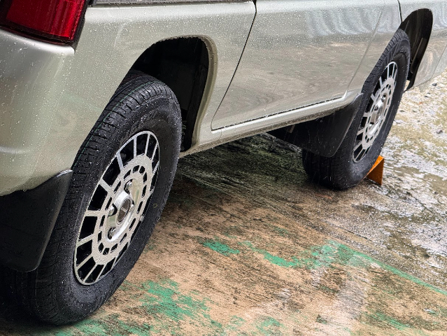 S-3477 深溝 中古タイヤ HIFLY HF201 165/65R15 81T (2本)